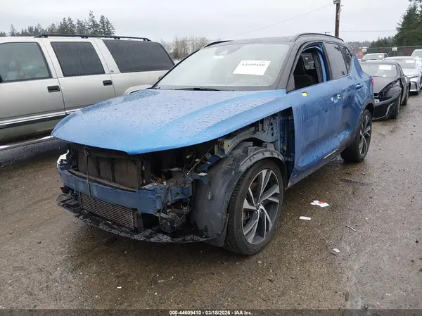 YV4162UMXK2135454 2019 VOLVO XC40 - Image 2
