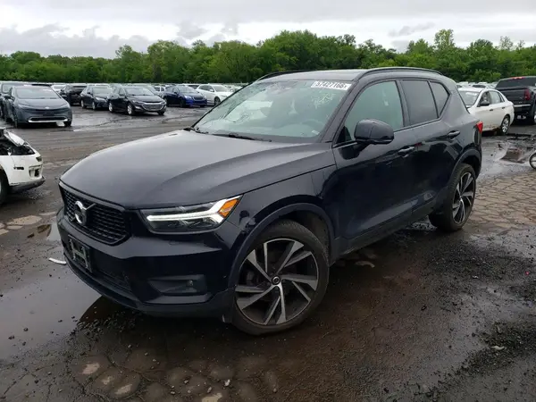 YV4162UMXL2237290 2020 VOLVO XC40 - Image 1
