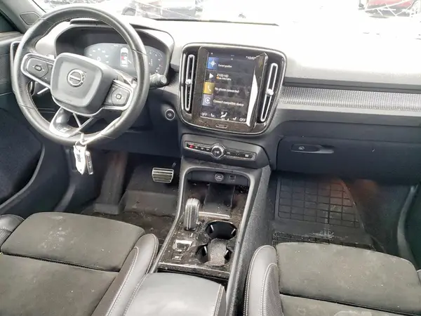 YV4162UMXL2237290 2020 VOLVO XC40 - Image 8