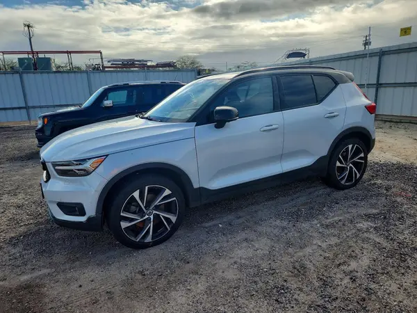 YV4162UMXL2249942 2020 VOLVO XC40 - Image 1