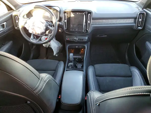 YV4162UMXL2316460 2020 VOLVO XC40 - Image 8
