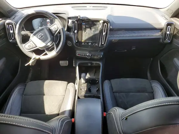 YV4162UMXM2417418 2021 VOLVO XC40 - Image 8