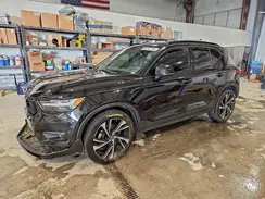 YV4162UMXM2444439 2021 VOLVO XC40