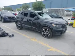 YV4162UMXM2488313 2021 VOLVO XC40