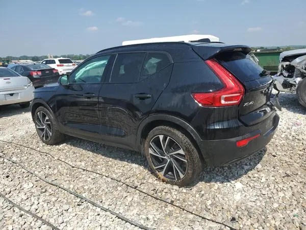 YV4162UMXM2514571 2021 VOLVO XC40 - Image 2