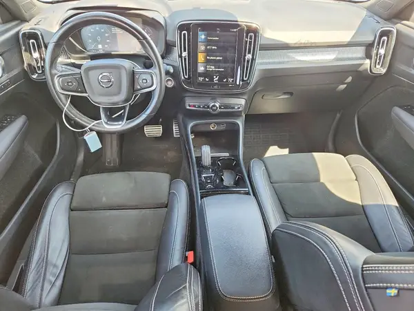 YV4162UMXM2533699 2021 VOLVO XC40 - Image 8