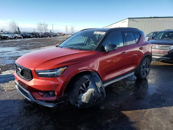 YV4162UMXN2752499 2022 VOLVO XC40 - Image 1