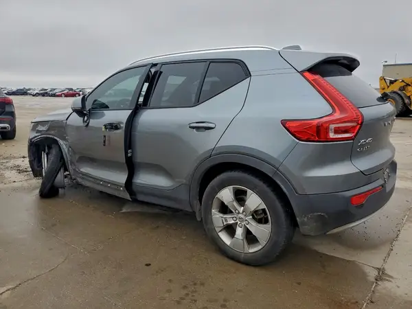 YV4162XZ0K2013533 2019 VOLVO XC40 - Image 2
