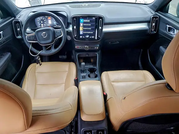 YV4162XZ0K2013533 2019 VOLVO XC40 - Image 8