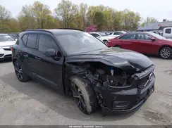 YV4162XZ0K2013564 2019 VOLVO XC40