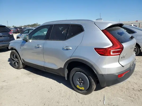YV4162XZ1K2007952 2019 VOLVO XC40 - Image 2
