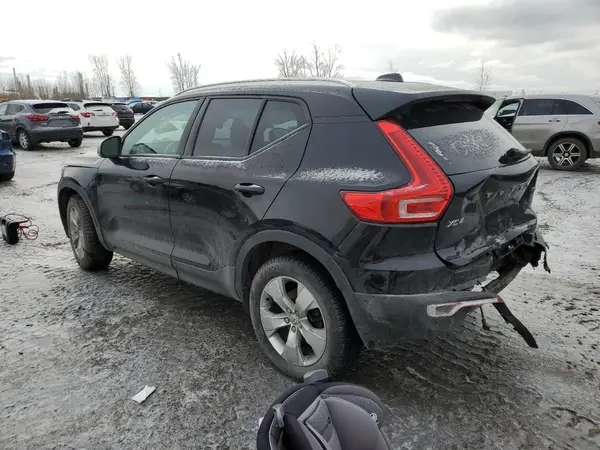 YV4162XZ1K2008325 2019 VOLVO XC40 - Image 2