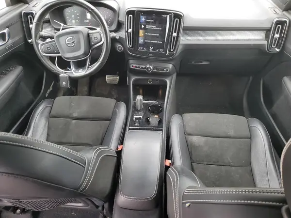 YV4162XZ1K2009216 2019 VOLVO XC40 - Image 8