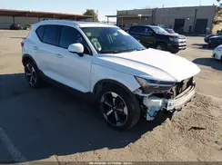 YV4162XZ1K2009538 2019 VOLVO XC40