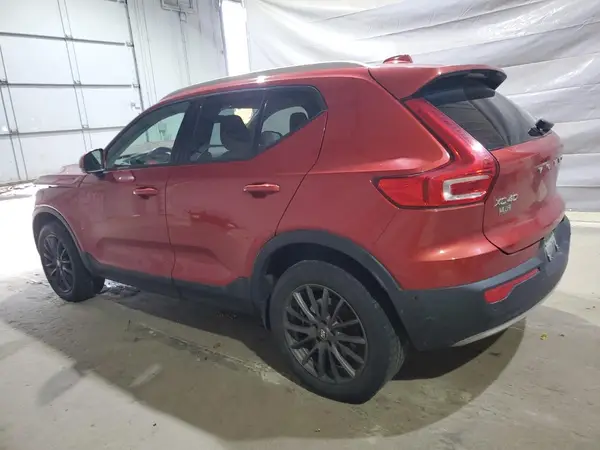 YV4162XZ1K2010009 2019 VOLVO XC40 - Image 2