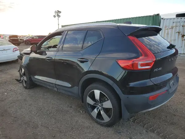 YV4162XZ1K2013461 2019 VOLVO XC40 - Image 2