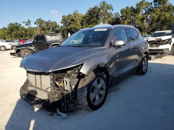 YV4162XZ2K2010133 2019 VOLVO XC40 - Image 1
