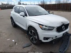 YV4162XZ2K2013775 2019 VOLVO XC40