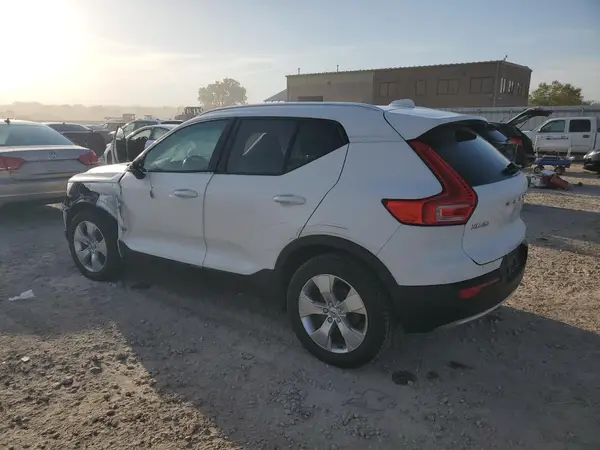 YV4162XZ2K2014151 2019 VOLVO XC40 - Image 2
