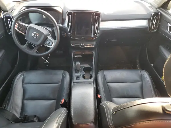 YV4162XZ2K2014151 2019 VOLVO XC40 - Image 8