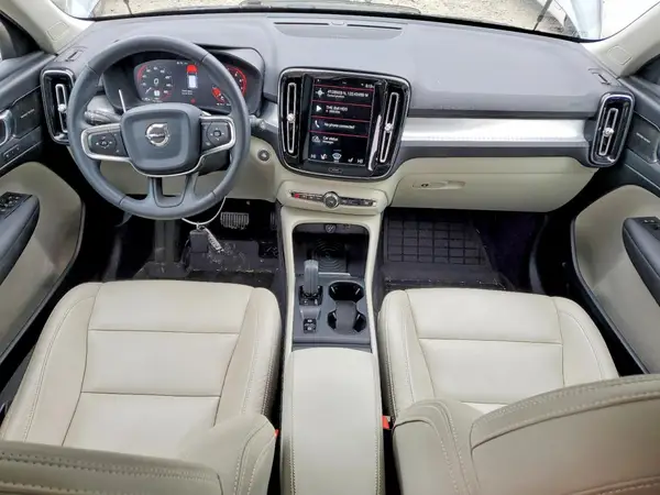 YV4162XZ3K2004888 2019 VOLVO XC40 - Image 8
