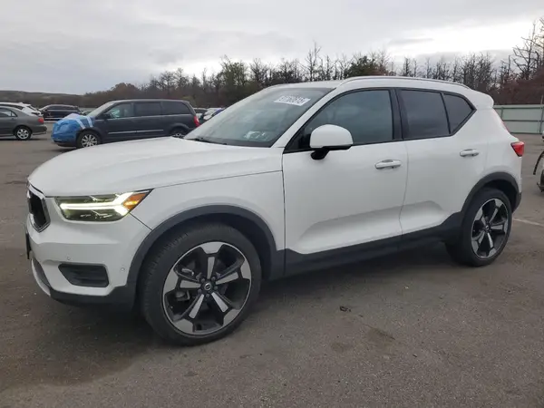 YV4162XZ4K2012174 2019 VOLVO XC40 - Image 1