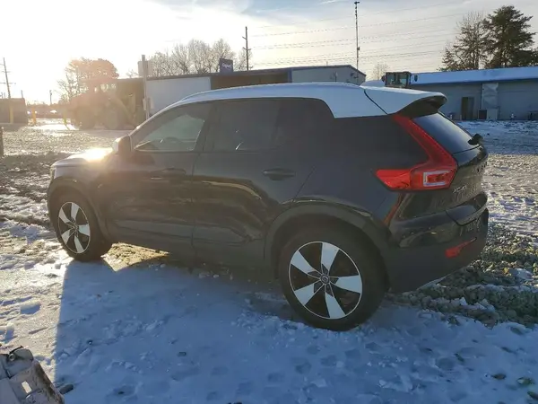 YV4162XZ4K2015155 2019 VOLVO XC40 - Image 2