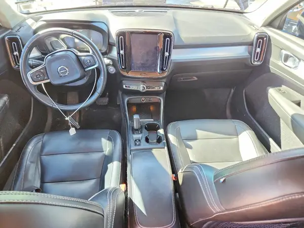 YV4162XZ6K2018493 2019 VOLVO XC40 - Image 8