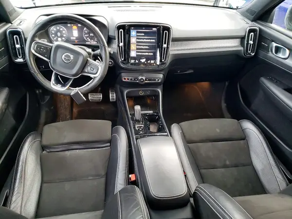 YV4162XZ7K2000696 2019 VOLVO XC40 - Image 8