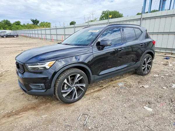 YV4162XZ7K2002495 2019 VOLVO XC40 - Image 1