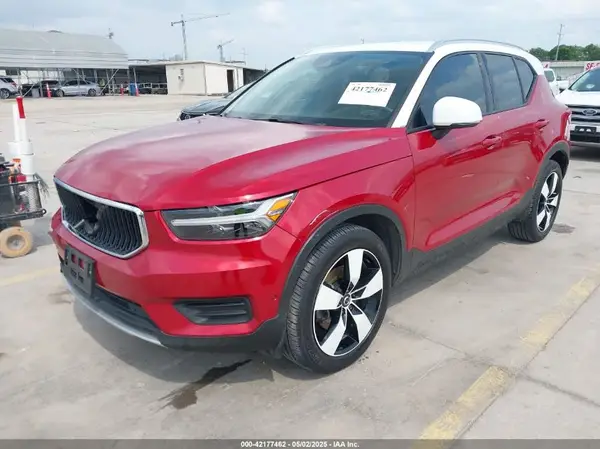 YV4162XZ8K2004854 2019 VOLVO XC40 - Image 2