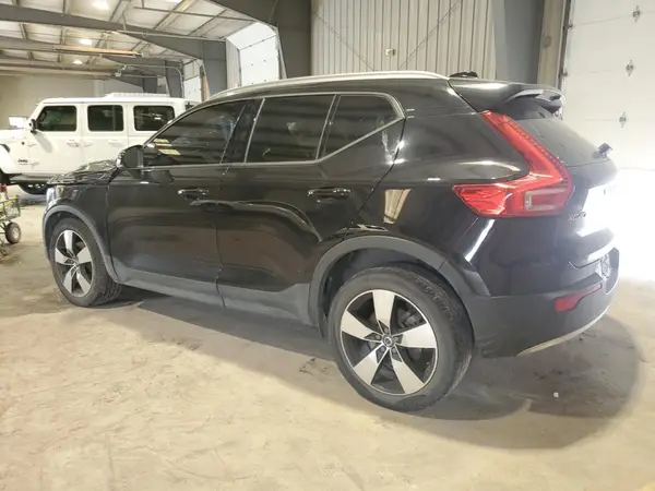 YV4162XZ8K2020603 2019 VOLVO XC40 - Image 2