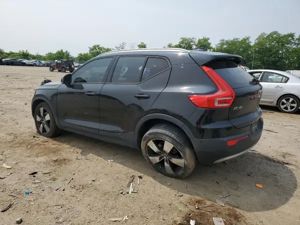 YV4162XZ9K2009464 2019 VOLVO XC40 - Image 2