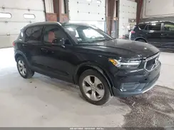 YV4162XZ9K2009495 2019 VOLVO XC40
