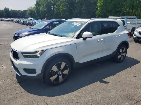 YV4162XZ9K2013143 2019 VOLVO XC40 - Image 1