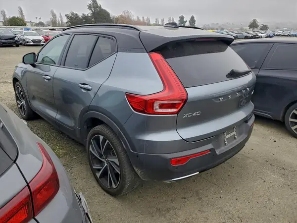 YV4162XZ9K2014034 2019 VOLVO XC40 - Image 2