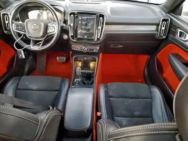 YV4162XZ9K2014034 2019 VOLVO XC40 - Image 8
