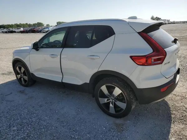 YV4162XZXK2013183 2019 VOLVO XC40 - Image 2