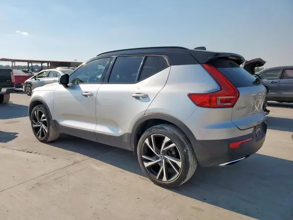 YV4162XZXK2014687 2019 VOLVO XC40 - Image 2
