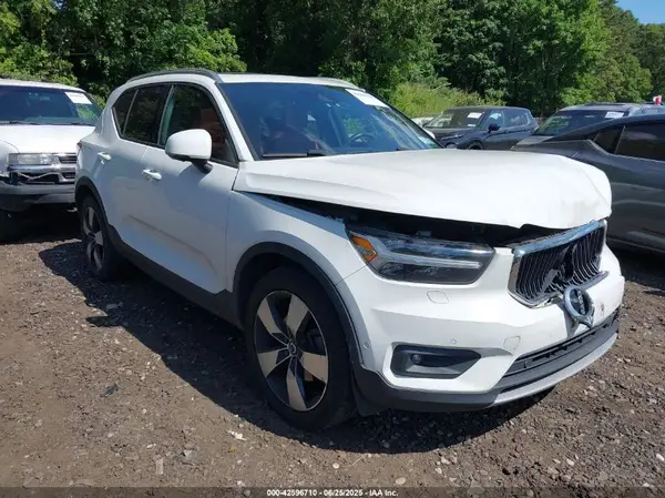 YV4162XZXK2018433 2019 VOLVO XC40