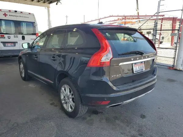 YV440MDJ0G2863808 2016 VOLVO XC60 - Image 2