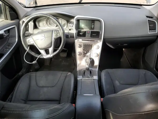 YV440MDJ0G2863811 2016 VOLVO XC60 - Image 8