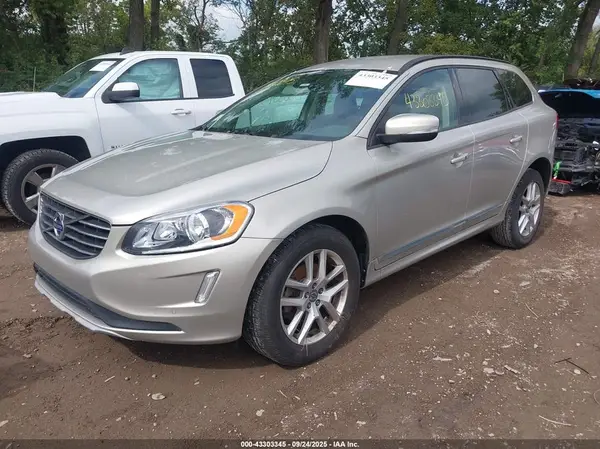 YV440MDJ0H2077489 2017 VOLVO XC60 - Image 2