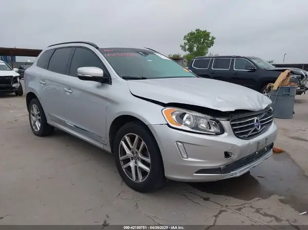 YV440MDJ0H2089903 2017 VOLVO XC60 - Image 1