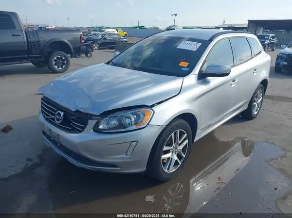 YV440MDJ0H2089903 2017 VOLVO XC60 - Image 2