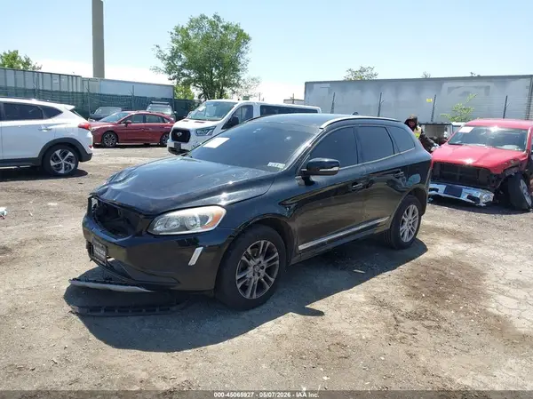 YV440MDJ1G2919321 2016 VOLVO XC60 - Image 2