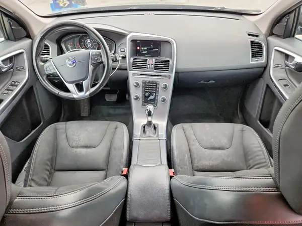 YV440MDJ1H2076528 2017 VOLVO XC60 - Image 8