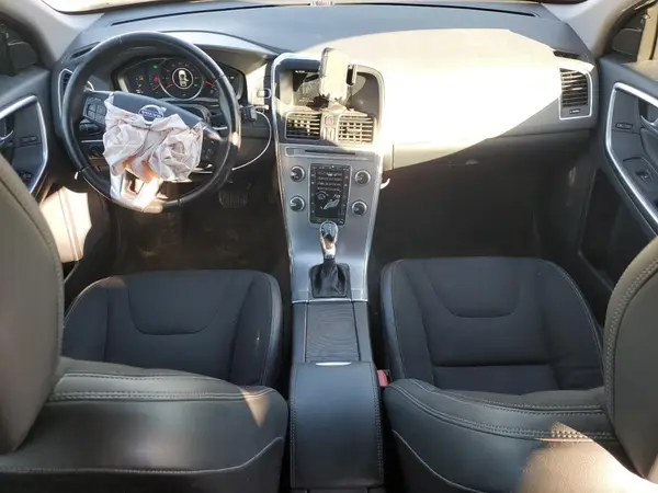 YV440MDJ1H2079753 2017 VOLVO XC60 - Image 8