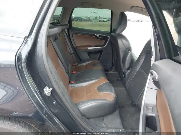 YV440MDJ1H2196460 2017 VOLVO XC60 - Image 8