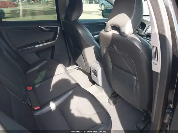 YV440MDJ2H2079597 2017 VOLVO XC60 - Image 8
